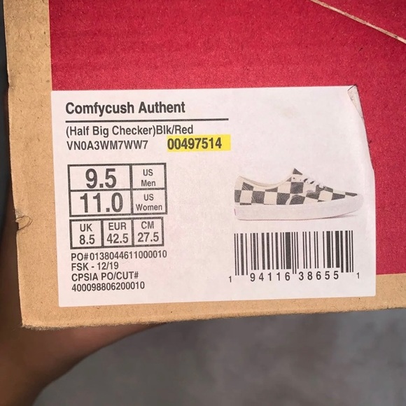 Vans - Picture 3 of 3